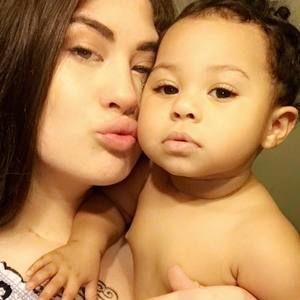 Meet your Posher, Shellz